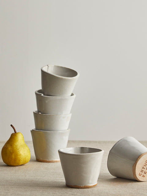 Estudio Vernís - Wood-Fired Stoneware Handleless Mugs (Set of 6) - White - ABASK