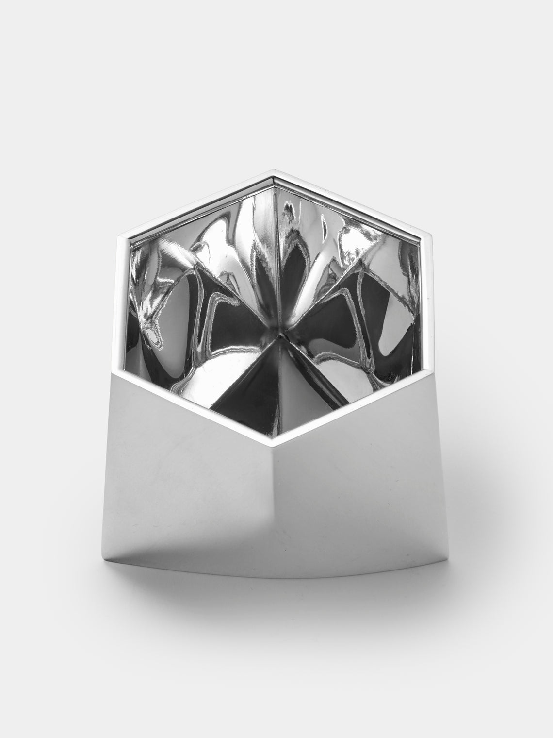 San Lorenzo - 1971 Afra and Tobia Scarpa Polygonal Sterling Silver Vase (4in/10cm) - Silver - ABASK