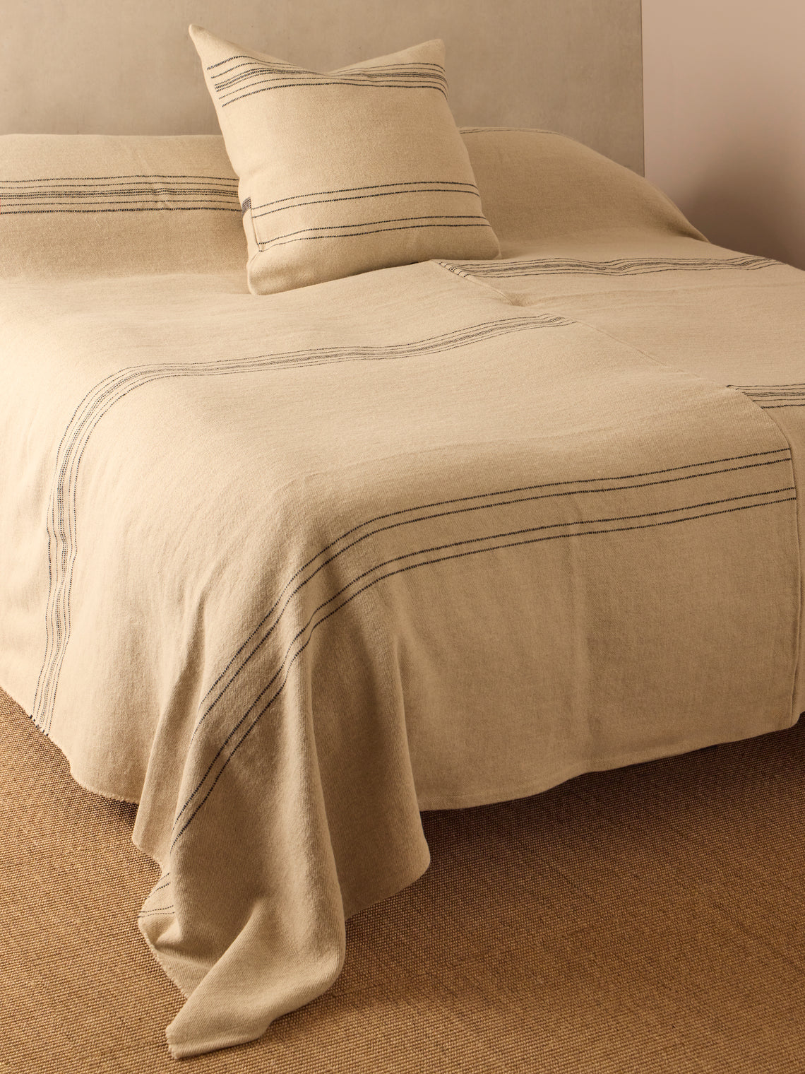 Libeco - The Moroccan Stripe Belgian Linen Coverlet - Natural - ABASK