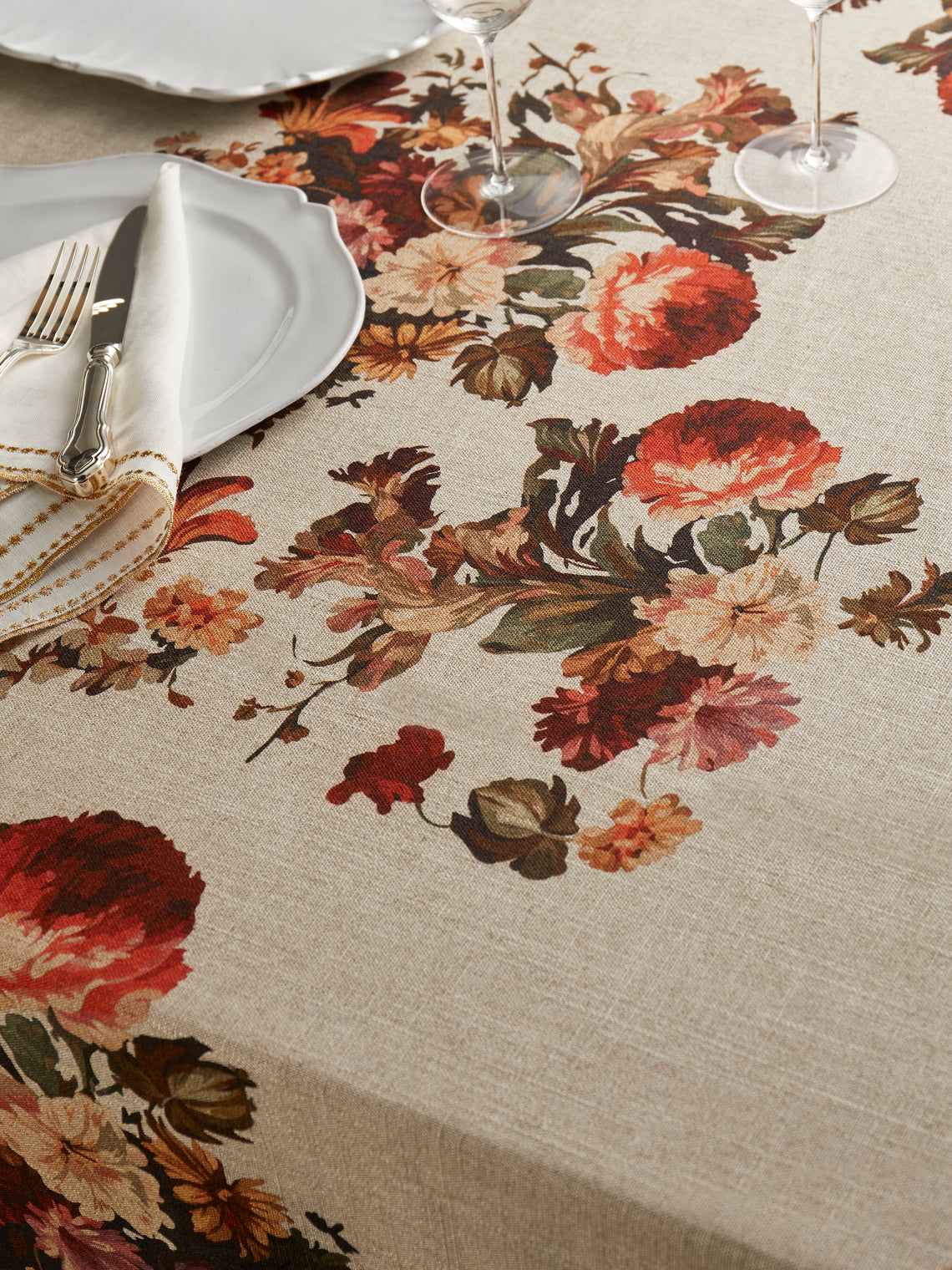 Borgo delle Tovaglie - Amalfi Embroidered Linen Rectangular Tablecloth (138in/3.5m) - Natural - ABASK