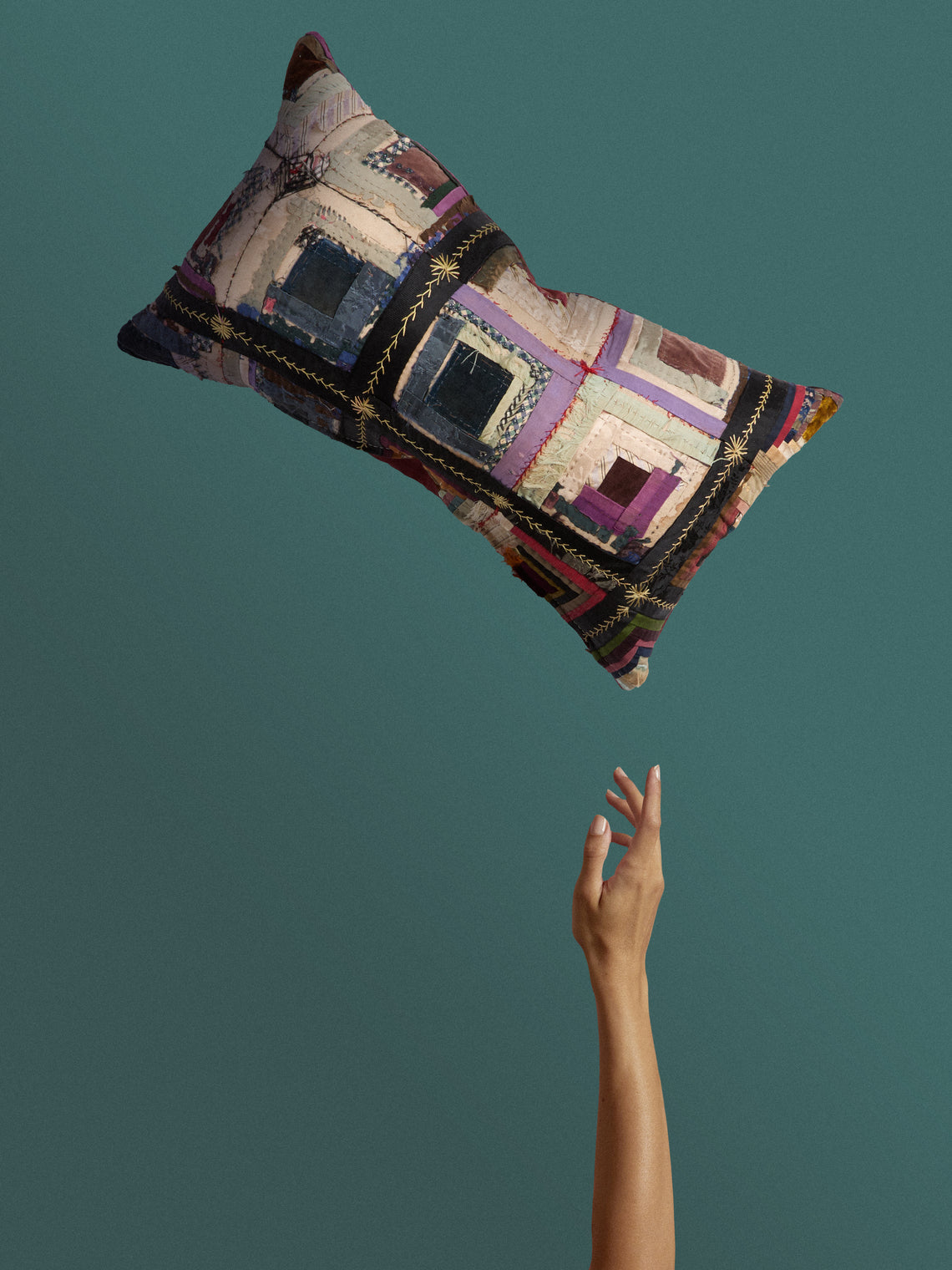 By Walid - 19th-Century Log Cabin Patchwork Damask Cushion (19.5in/50cm) - Multiple - ABASK