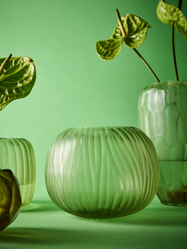 Micheluzzi Glass - Riccio Verdino Alghe Hand-Blown Murano Glass Vase (7.5in/19cm) - Green - ABASK