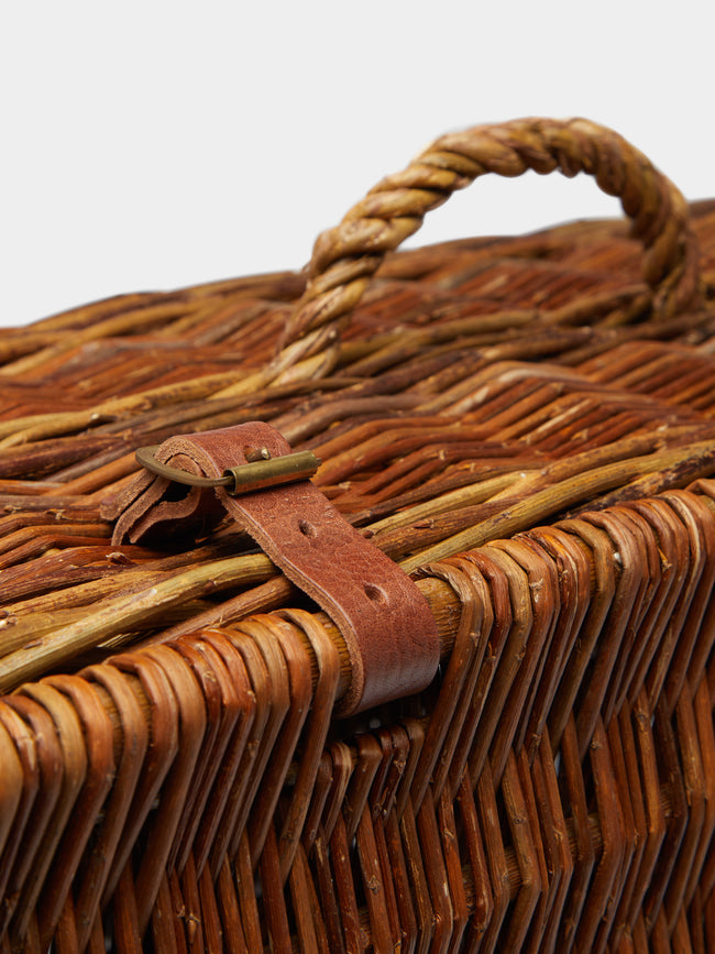 Brown Willow Bottle Carrier by Sussex Willow Baskets ABASK UK