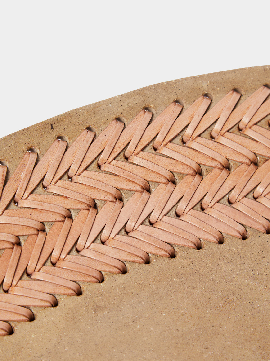 Silver Sentimenti - Gladiator Stoneware and Leather Platter - Pink - ABASK