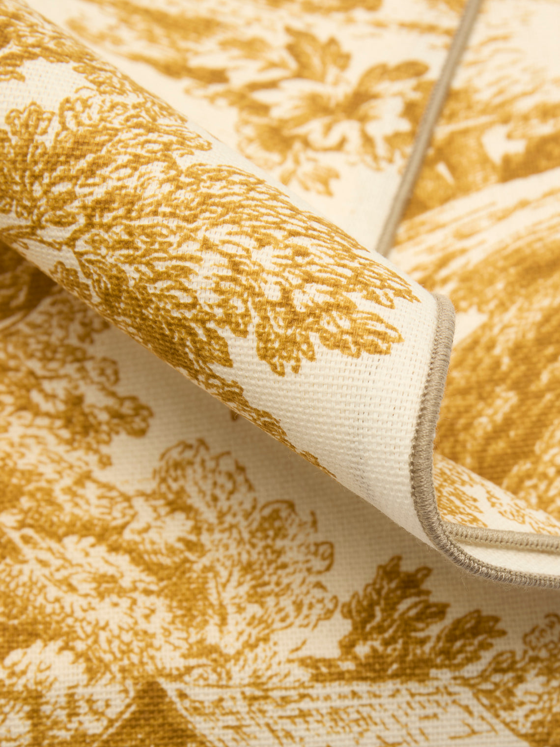 Toile de Jouy Linen Rectangular Tablecloth (165.5in/4.2m)