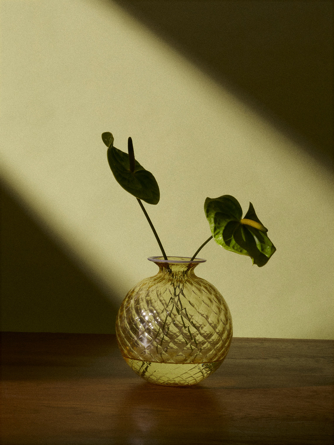 Venini - Monofiore Balloton Hand-Blown Murano Glass Bud Vase (8in/20.5cm) - Yellow - ABASK