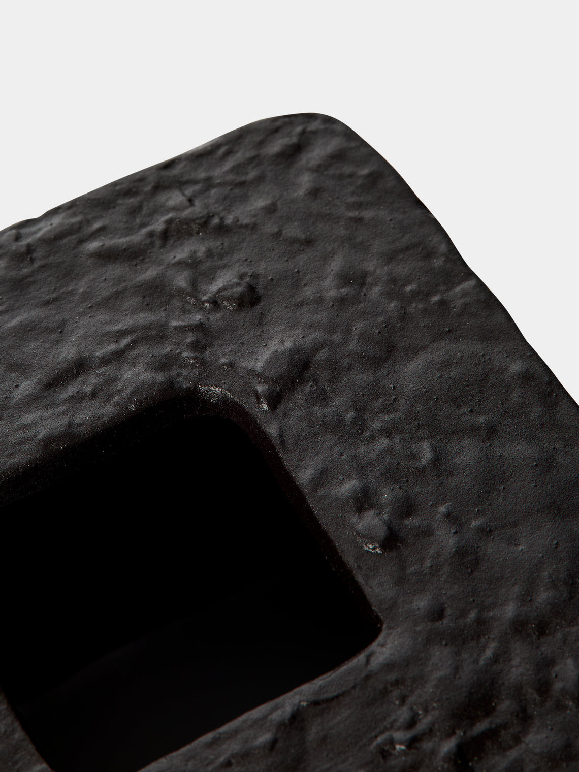 Giobagnara - Riace Imperfect Bronze Tissue Box - Black - ABASK