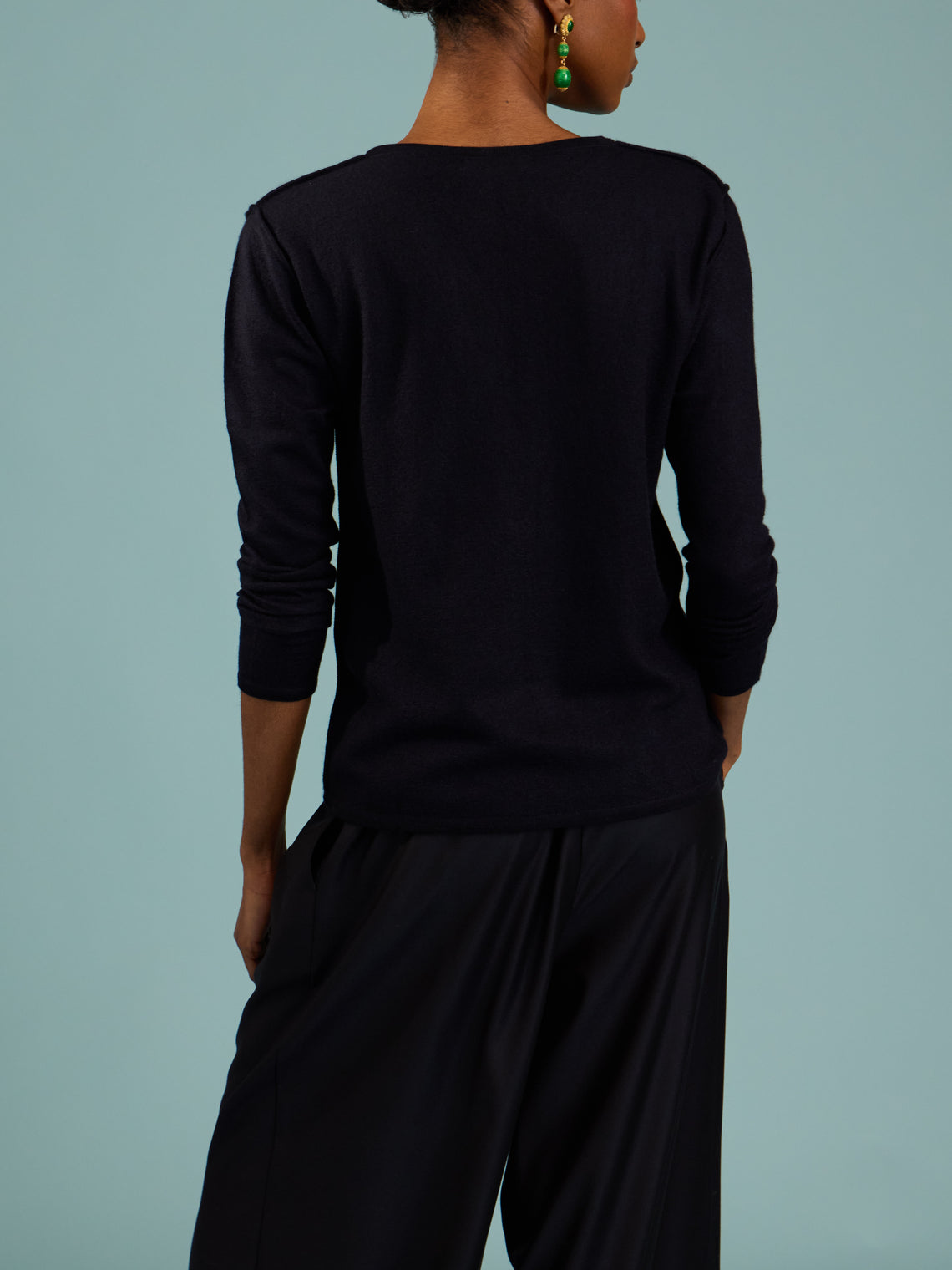 Denis Colomb - Fuzzy Brushed Cashmere V-Neck Sweater | Size: S - Navy - ABASK