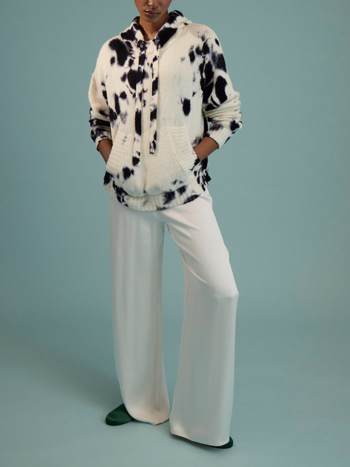 Suzusan - Shibori Hand-Knitted Cashmere Hooded Sweater | Size: S - Black - ABASK