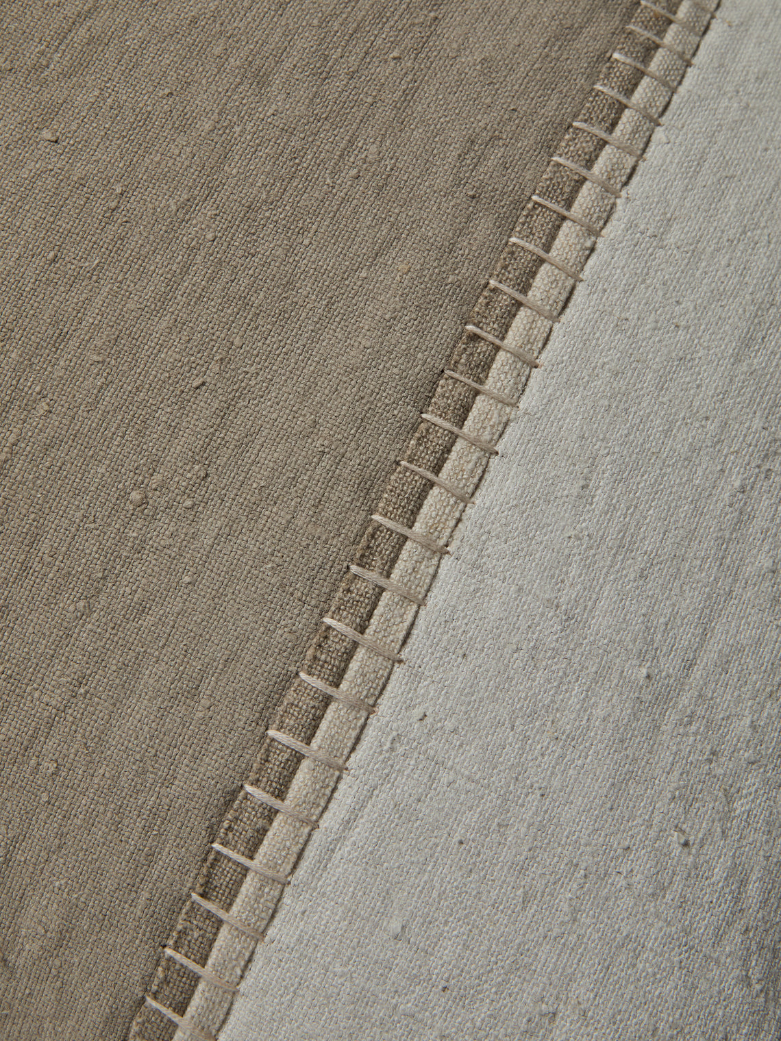 De Le Cuona - Painted Linen Cushion (23.5in/60cm) - Natural - ABASK