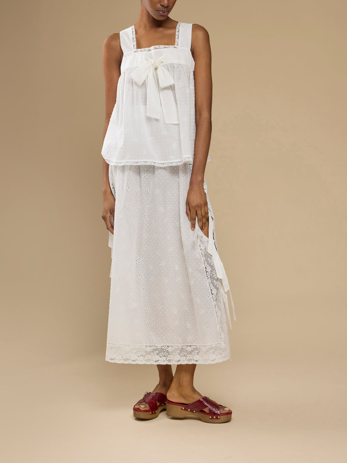 Loretta Caponi - Suvereto Embroidered Cotton Top | Size: S - White - ABASK