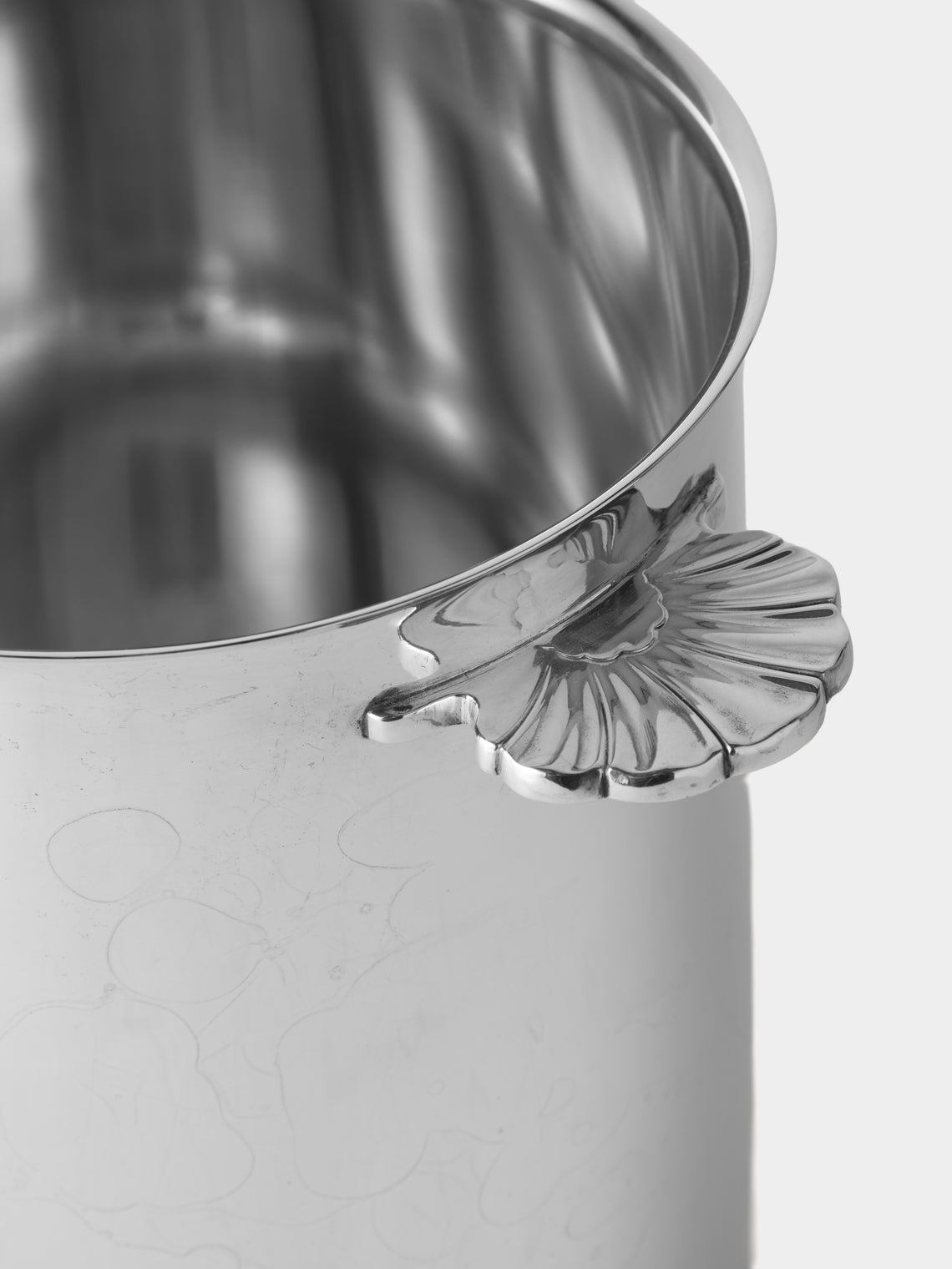 Antique and Vintage - 20th-Century Puiforcat Silver-Plated Ice Bucket - Silver - ABASK