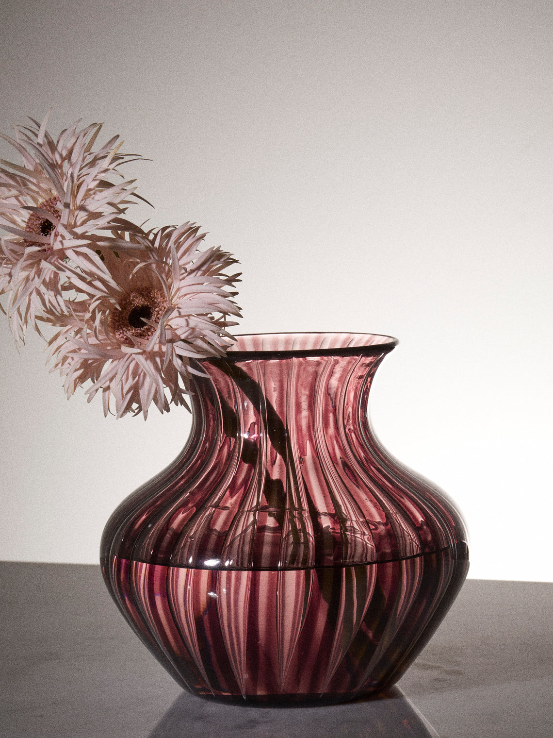 Antique and Vintage - Mid-Century Verlys Crystal Vase (7in/18cm) - Purple - ABASK