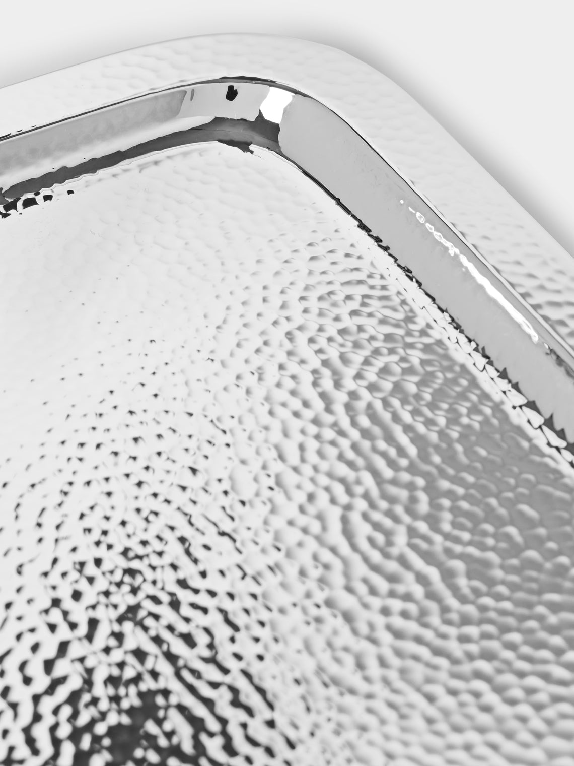 Robbe & Berking - Martelé Silver-Plated Tray (12in/31cm) - Silver - ABASK