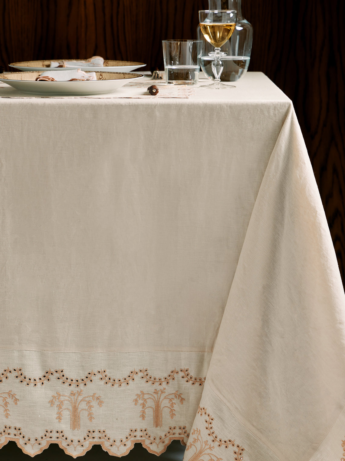 Borgo delle Tovaglie - Eden Embroidered Linen Large Rectangular Tablecloth - Natural - ABASK