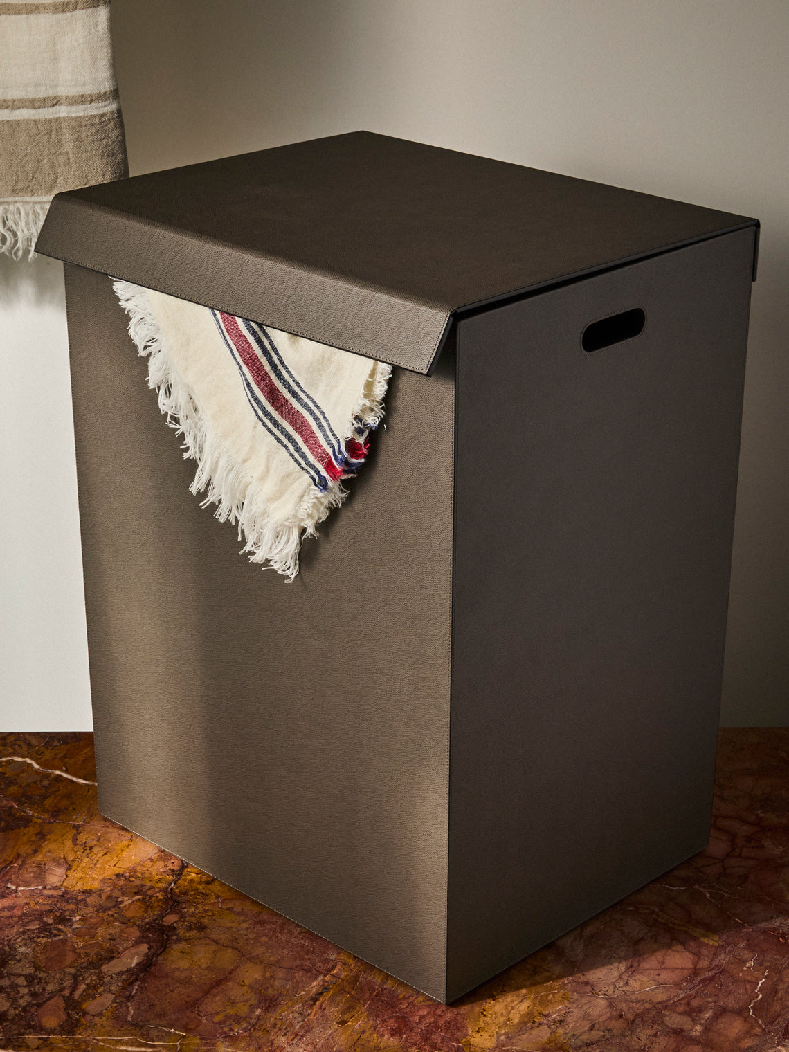 Giobagnara - Parma Leather Large Laundry Basket - Black - ABASK
