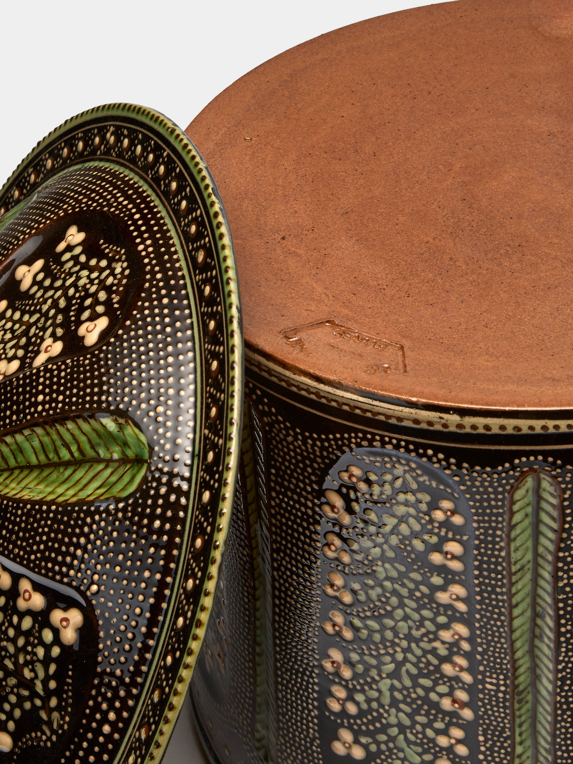 Poterie d’Évires - Flowers Hand-Painted Ceramic Extra Large Pot - Dark brown - ABASK