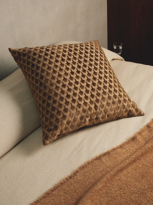 The House of Lyria - Abilio Cotton-Blend Cushion (23.5in/60cm) - Beige - ABASK