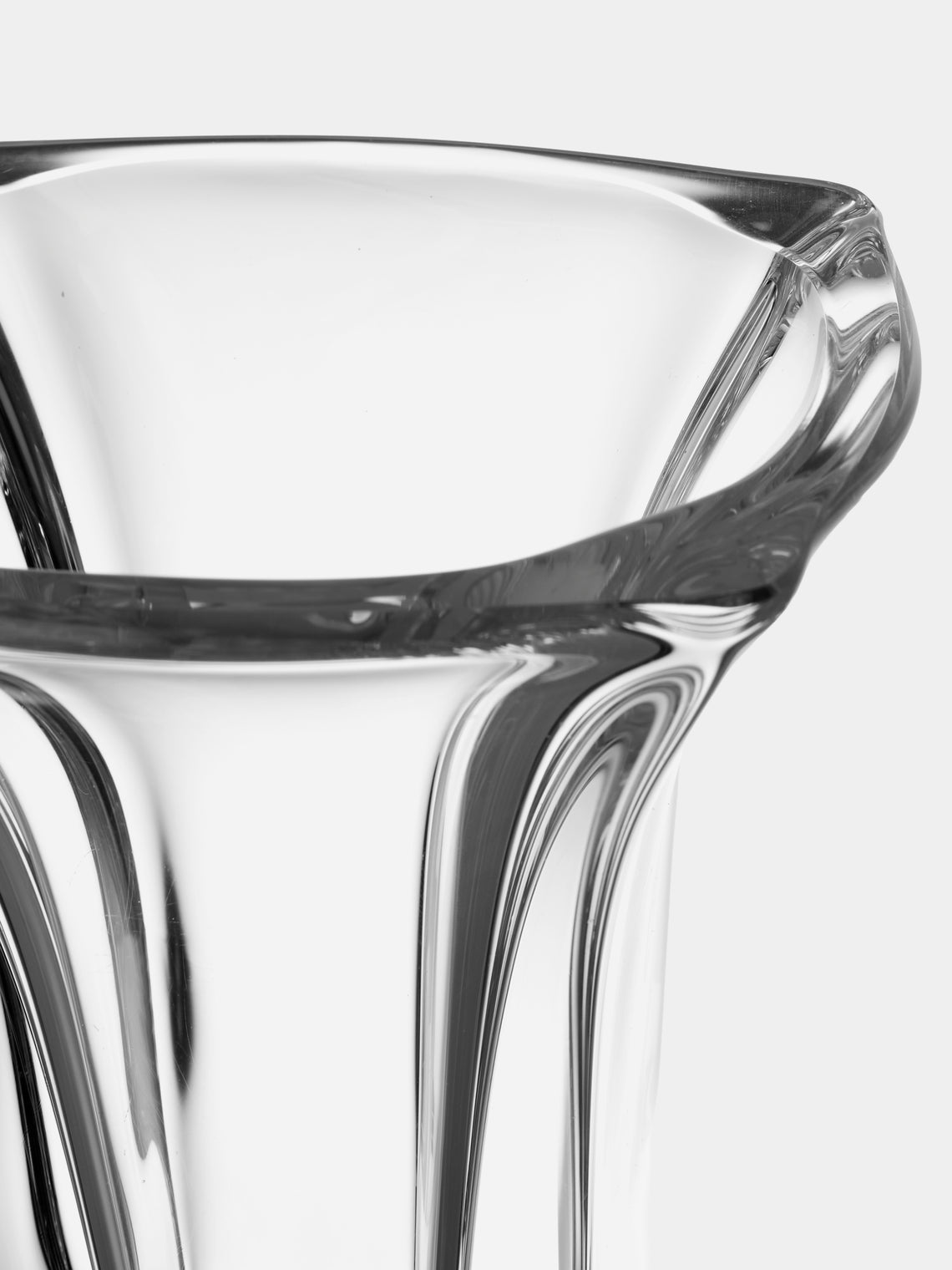 Antique and Vintage - Mid-Century Daum Crystal Vase (9in/23.5cm) - Clear - ABASK