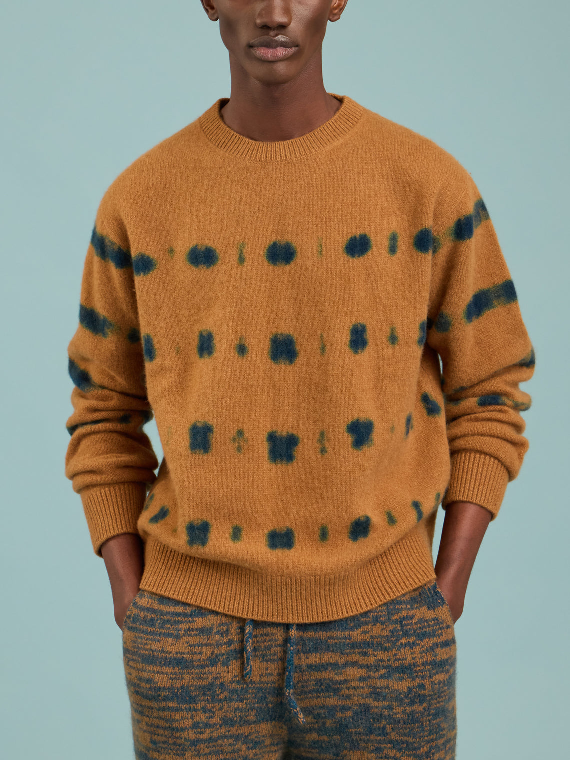 The Elder Statesman - Simple Cashmere Crew-Neck Sweater | Size: M - Beige - ABASK