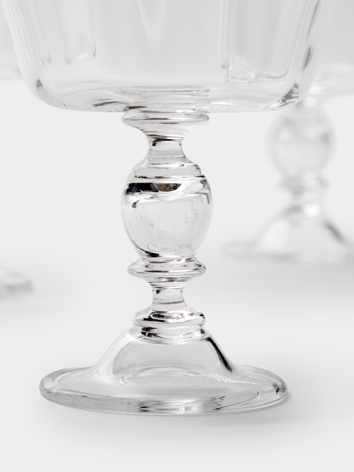 Akua Objects - Alban Crystal Champagne Coupes (Set of 4) - Clear - ABASK