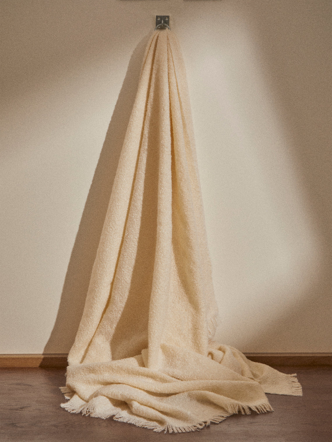 Brun de Vian-Tiran - Cirrus Handwoven Mohair Bed Blanket (108in/2.75m) - White - ABASK