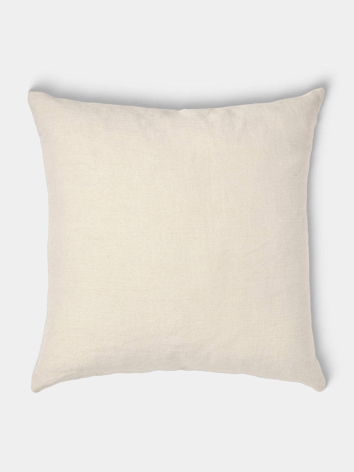 de Le Cuona - Lotus Linen Box-Pleat Cushion (19.5in/50cm) - White - ABASK