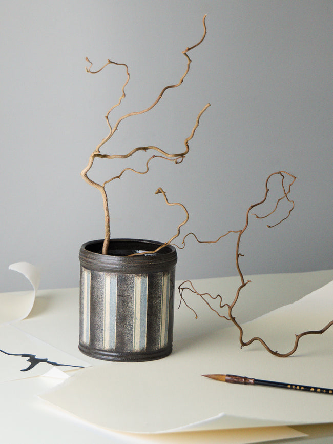 Masumi Ando - Textured Ceramic Water Jar - Gray - ABASK