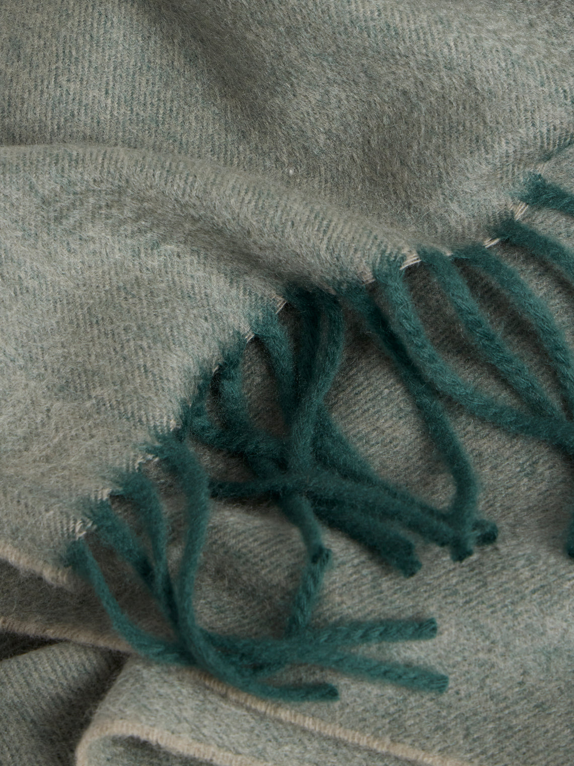 Begg x Co - Arran Cashmere Throw (72in/1.8m) - Green - ABASK
