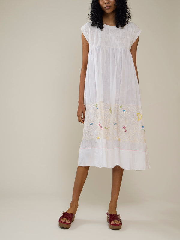 Injiri - Amber 33 Hand-Loomed Cotton Dress | Size: S - White - ABASK