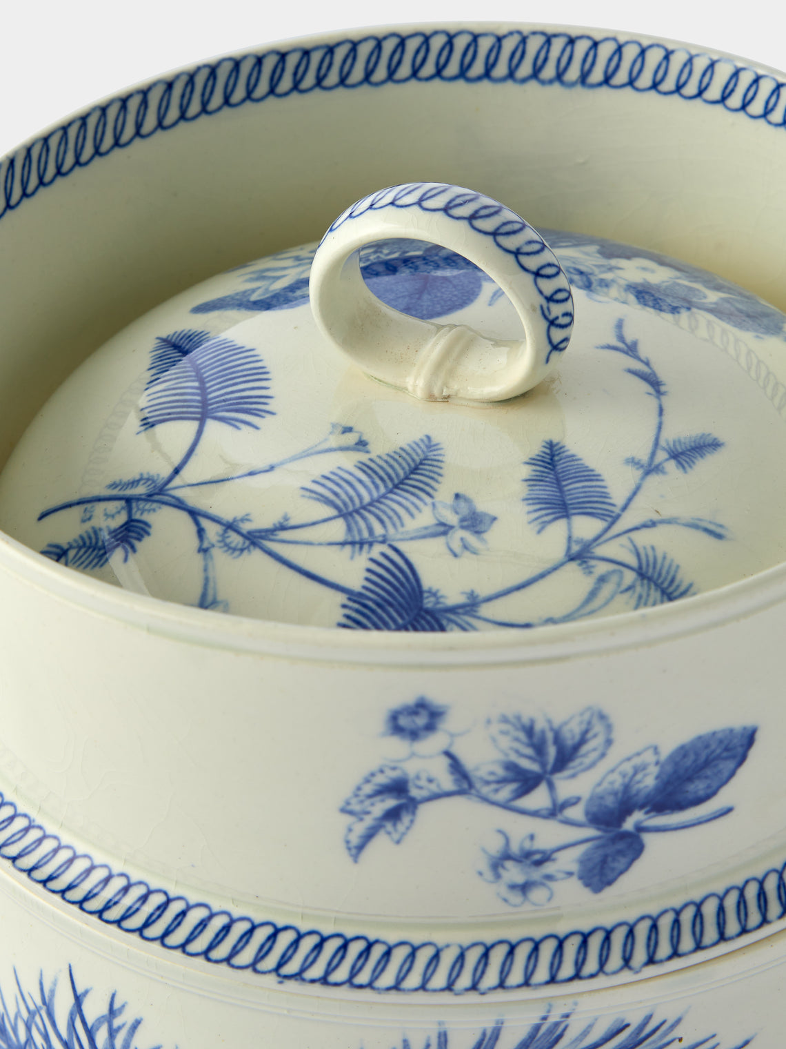 Antique and Vintage - 1805-1815 Wedgwood Ceramic Ice Pails (Set of 2) - White - ABASK