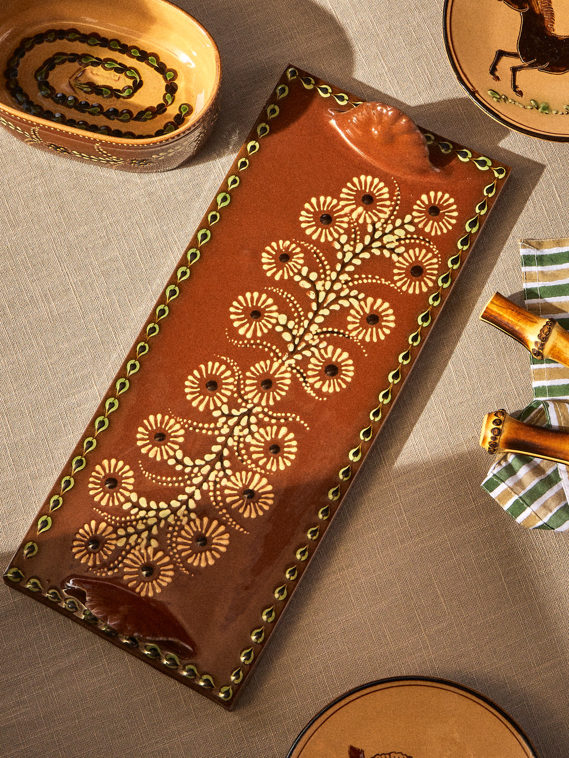 Poterie d’Évires - Flowers Hand-Painted Ceramic Cheese Platter - Light Brown - ABASK