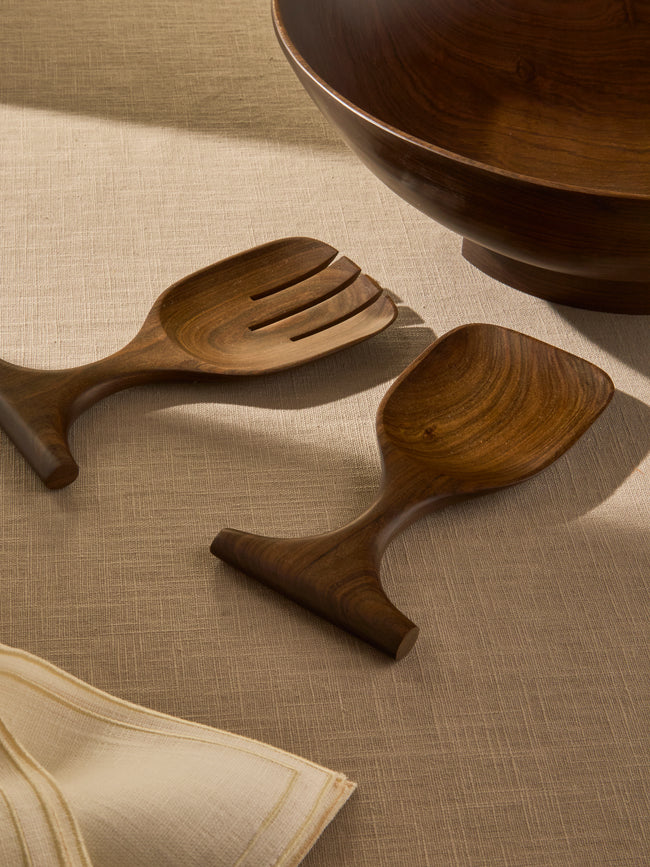 CasaLatina - Lara Whale Hand-Carved Hardwood Salad Servers - Brown - ABASK