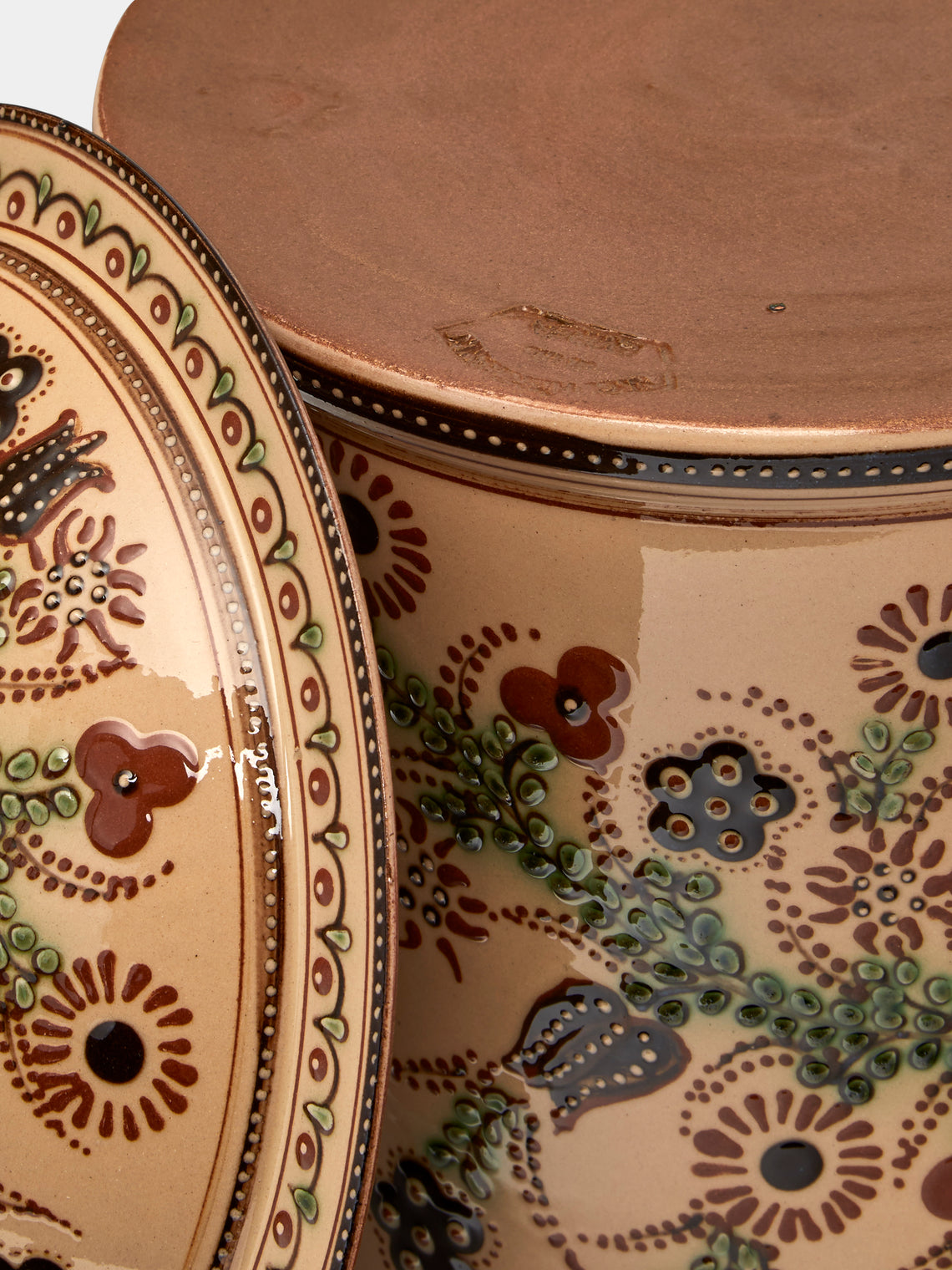 Poterie d’Évires - Flowers and People Hand-Painted Ceramic Extra Large Pot - Cream - ABASK