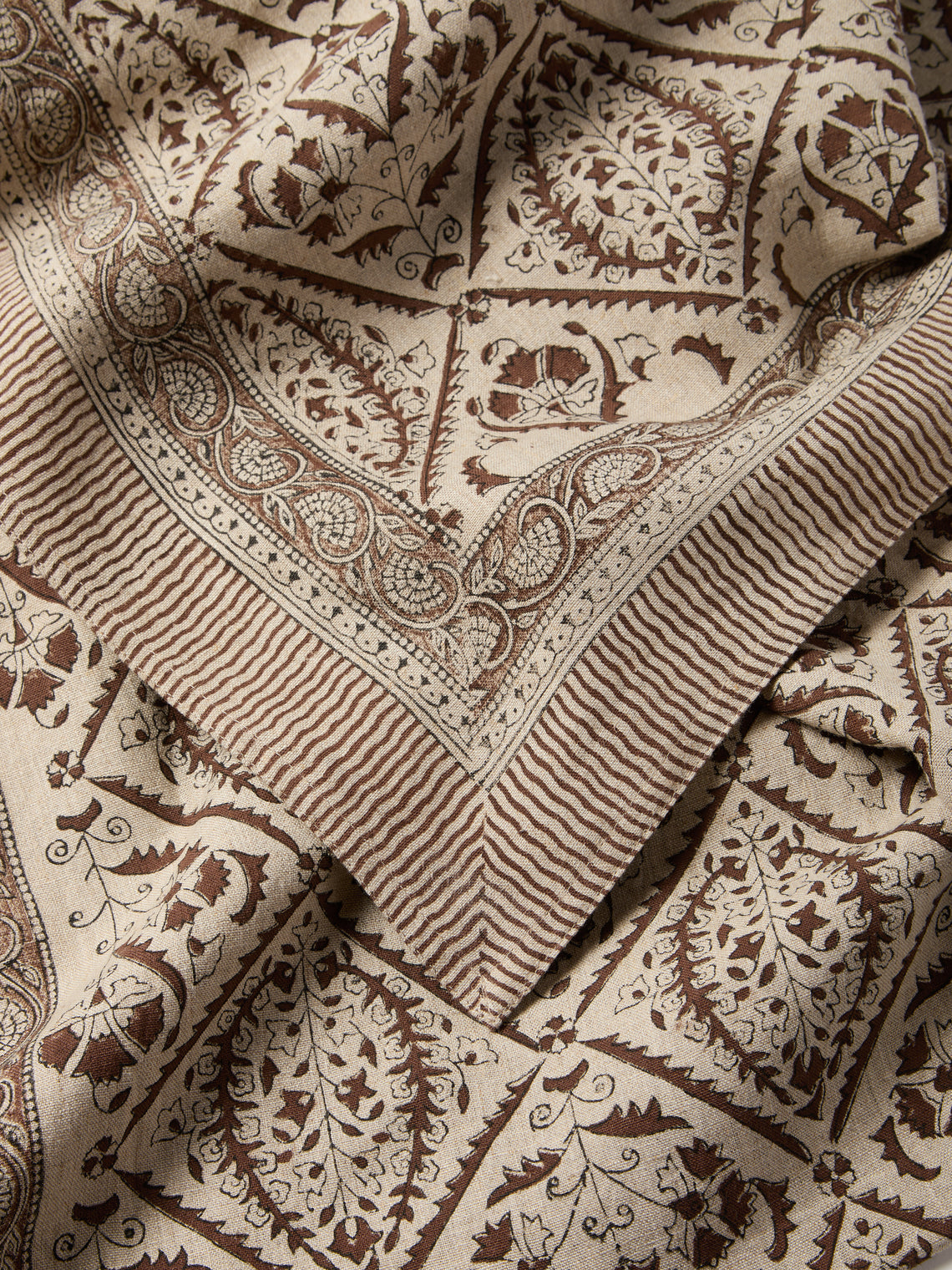 Chamois - Jaipur Block-Printed Linen Rectangular Tablecloth (106in/2.7m) - Brown - ABASK