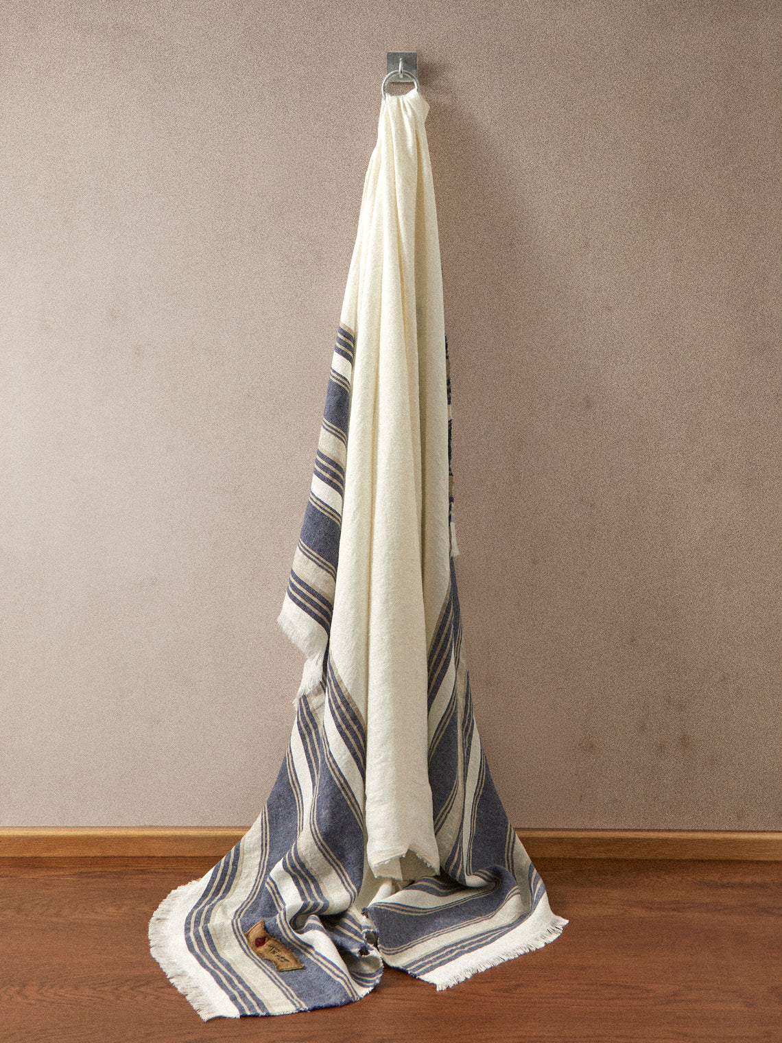 The House of Lyria - Linen Throw (75in/1.9m) - Cream - ABASK
