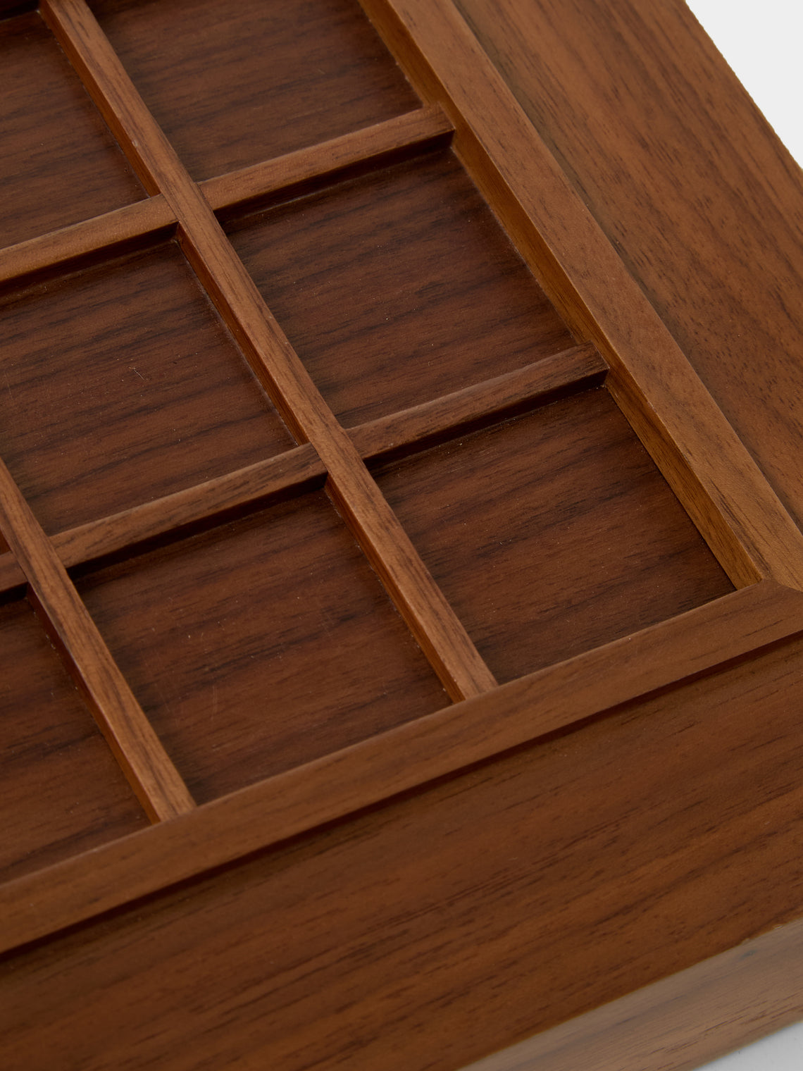 Linley - Lux Walnut Noughts and Crosses - Brown - ABASK