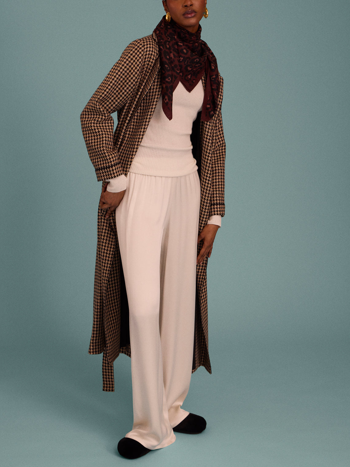 Me & K - Cashmere Leopard Bandana Scarf (37.5in/95cm) - Brown - ABASK