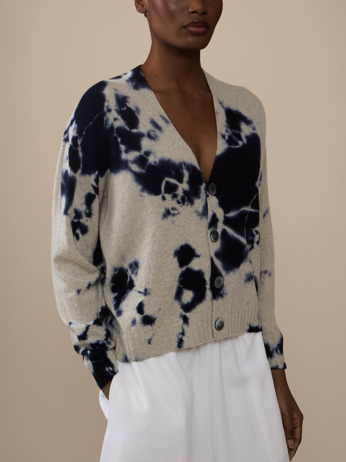 Suzusan - Madara Shibori Cashmere Seamless Short Cardigan | Size: S - Gray - ABASK