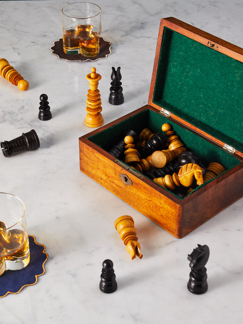 Antique and Vintage - 19th-Century Calvert Boxwood and Ebony Chess Set -  - ABASK