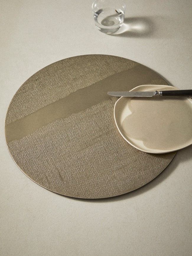 MAAR Design - | Set of 4 | Platino Hand-Painted Lacquered Placemats - Gray - ABASK