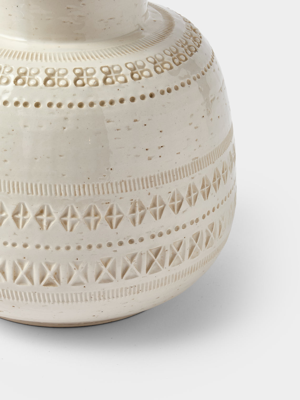 Antique and Vintage - 1970s Bitossi Ceramiche Pier 1 Ceramic Vase (8in/21cm) - White - ABASK