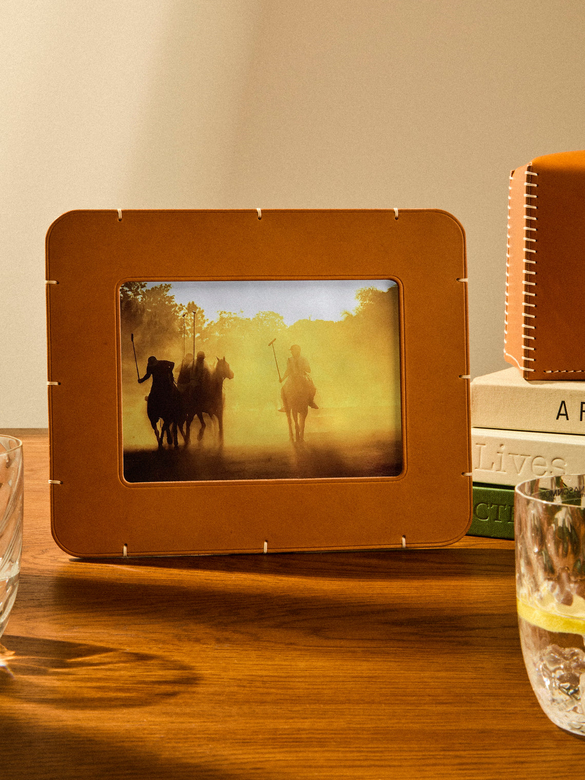 Otzi Studio - Billet Leather and Oak Landscape Photo Frame Landscape (5x7") - Natural - ABASK