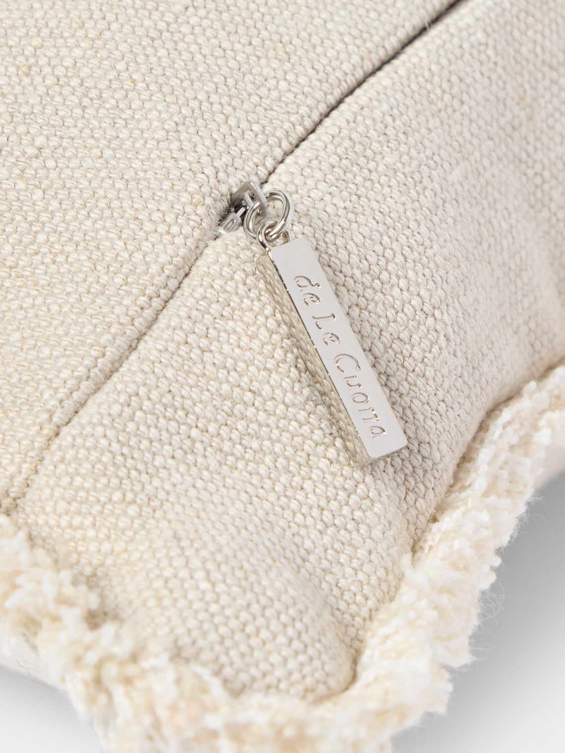 de Le Cuona - Chukka Linen Hunter-Paneled Cushion (19.5in/50cm) - Ivory - ABASK