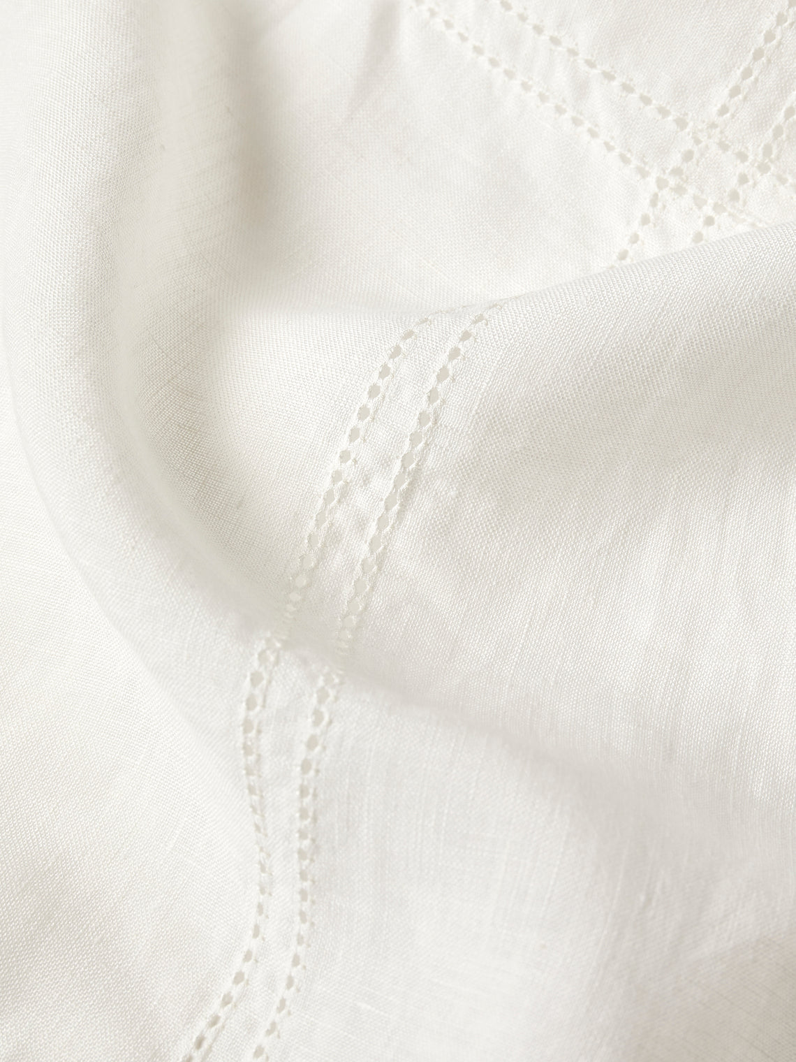 Volga Linen - Double Hem-Stitch Linen Check Round Tablecloth (86.5in/2.2m) - Ivory - ABASK