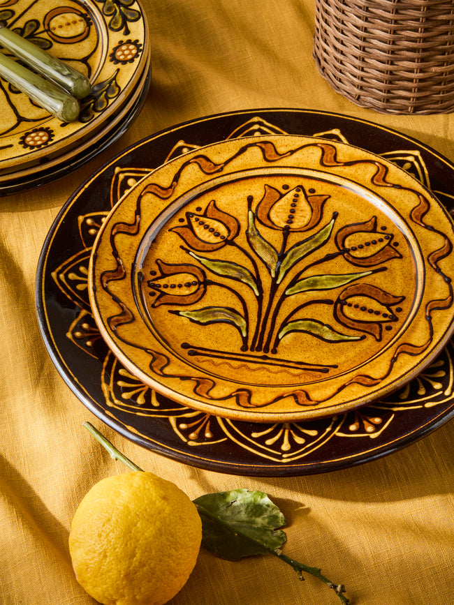 Fitch & McAndrew - Tulips Slipware Dinner Plate (10.4in/26.5cm) - Orange - ABASK