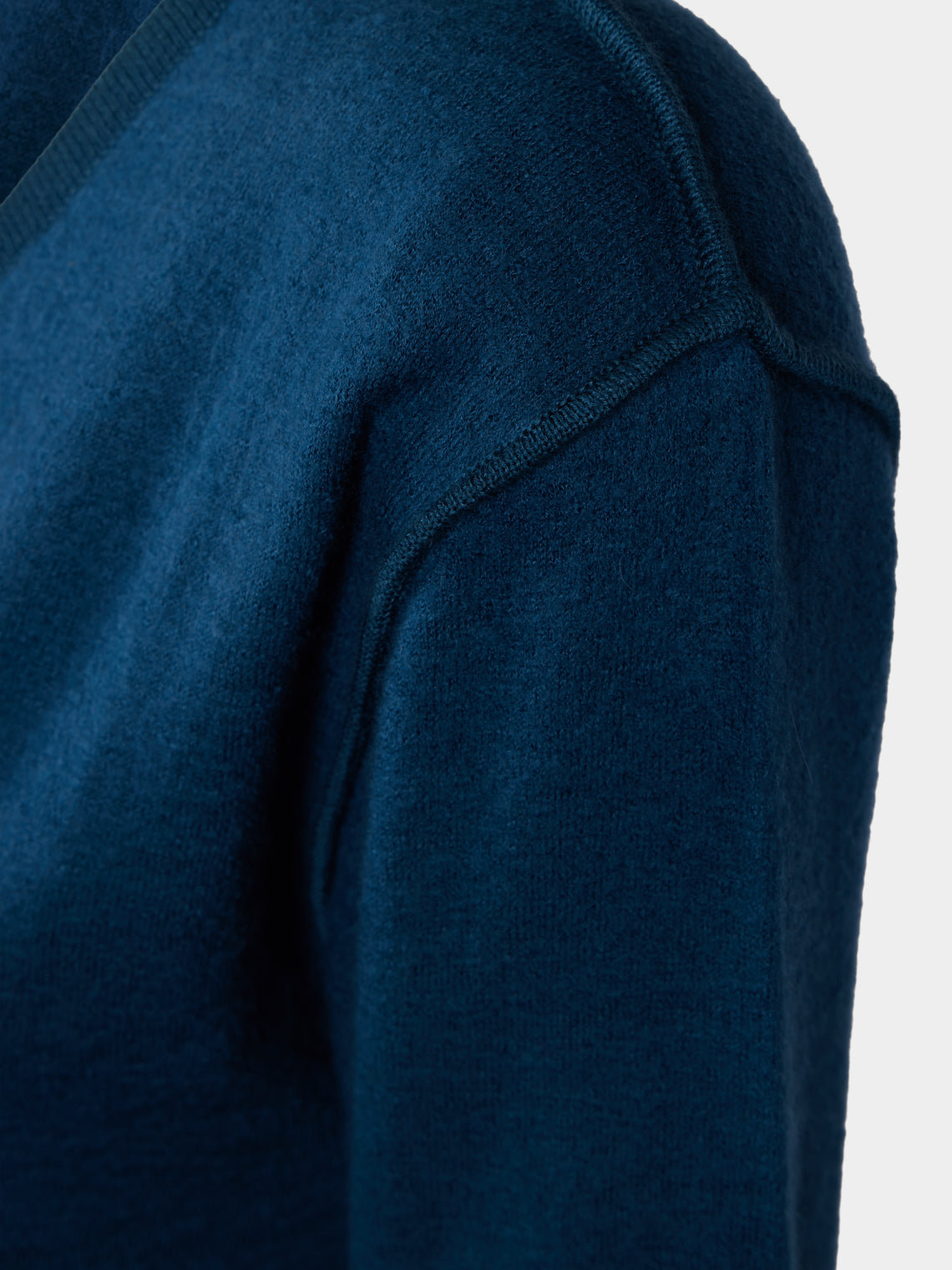 Denis Colomb - Fuzzy Brushed Cashmere V-Neck Sweater | Size: S - Blue - ABASK