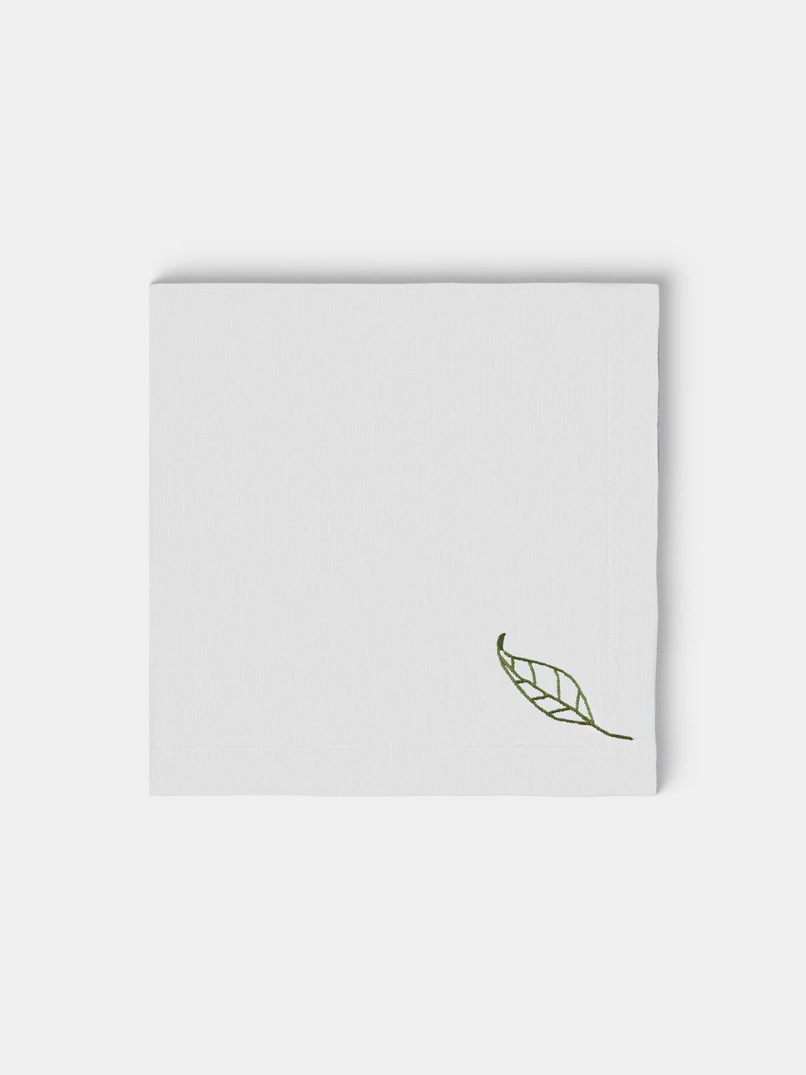 Taf Firenze - | Set of 8 | Floral Hand-Embroidered Linen Napkins - White - ABASK