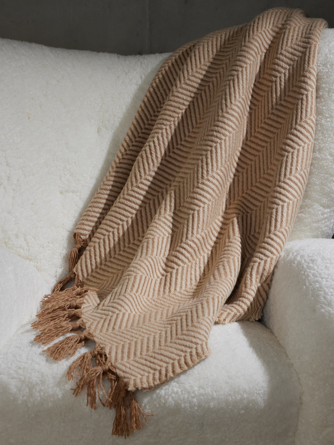 Alonpi - Bellagio Camel Hair Blanket (78.5in/2m) - Beige - ABASK