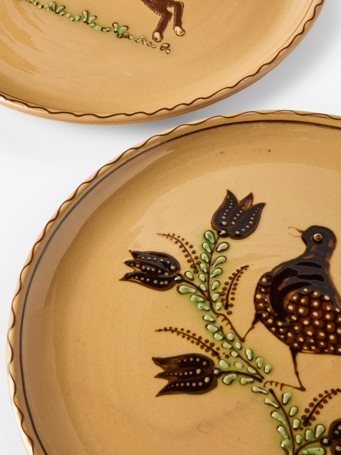 Poterie d’Évires - Animals Hand-Painted Ceramic Dinner Plates – 9.5in/24cm (Set of 4) - Cream - ABASK